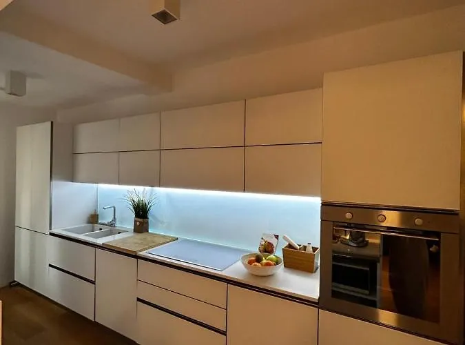 Διαμέρισμα Interno4home: In Centro Storico Con Posto Auto Φεράρα