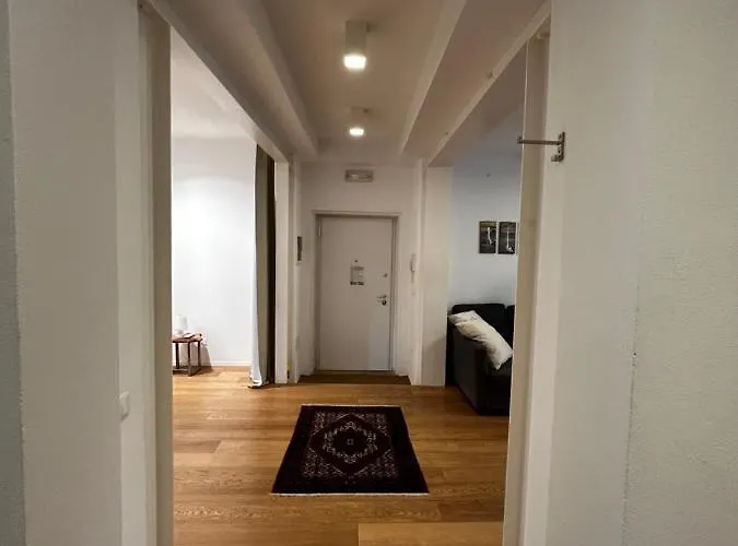 Apartment Interno4home: In Centro Storico Con Posto Auto Ferrara