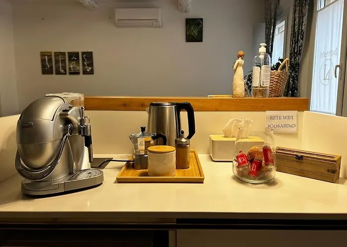 Interno4home: In Centro Storico Con Posto Auto Ferrara